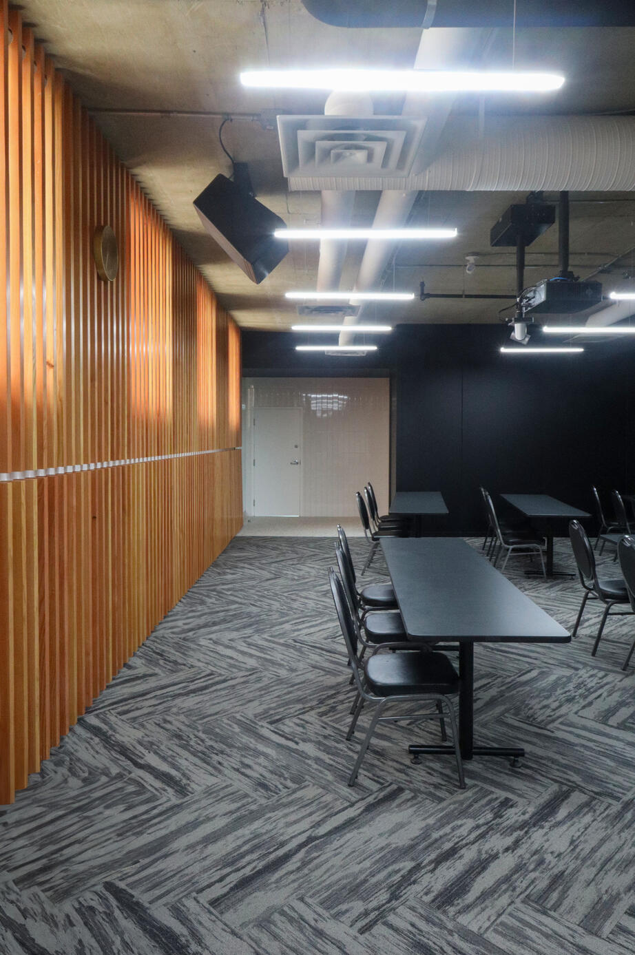 Commercial Interior – Conference Room